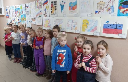 Конкурс детских рисунков, посвящённый 301-летию годовщины образования прокуратуры России